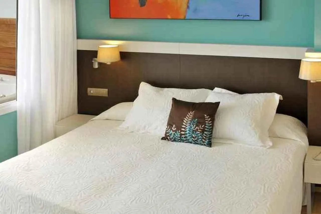 Oasis Park Junior Suites 료렛 드 마르 스페인