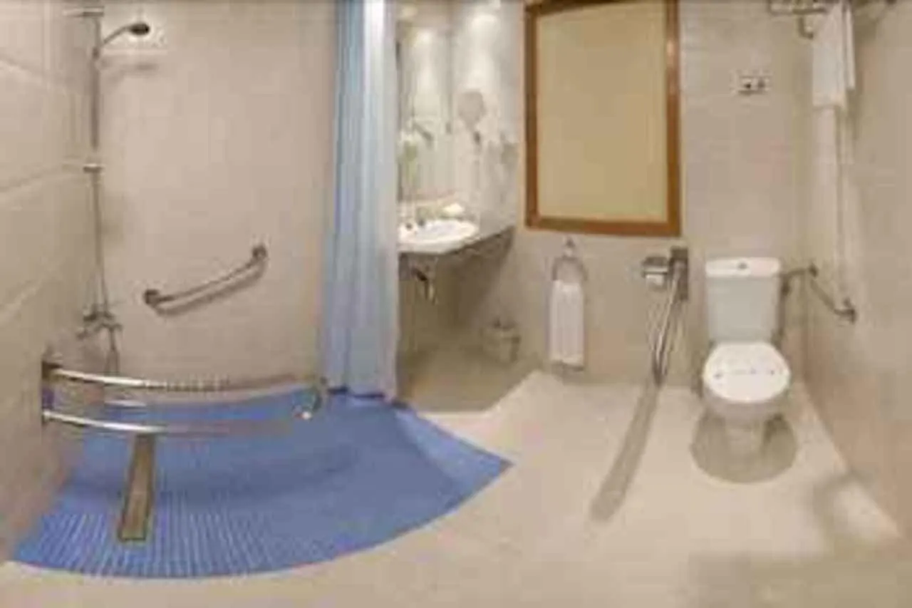 Oasis Park Junior Suites 료렛 드 마르