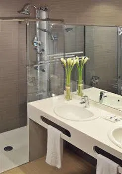 Oasis Park Junior Suites 료렛 드 마르 4*,